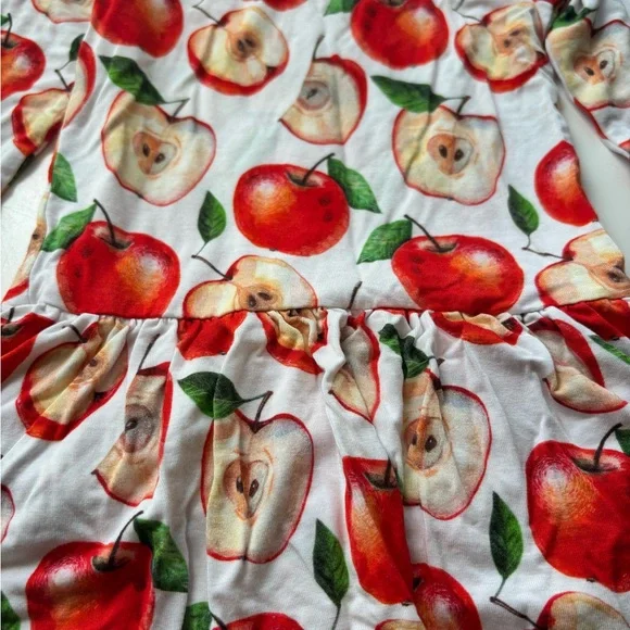 LBB Apple Print Twirl - Picture 3 of 4